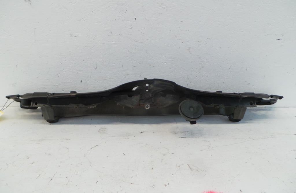 Toyota Corolla Verso Bj.04 Schlosstr&auml;ger Frontblech Verkleidung Haubenschloss